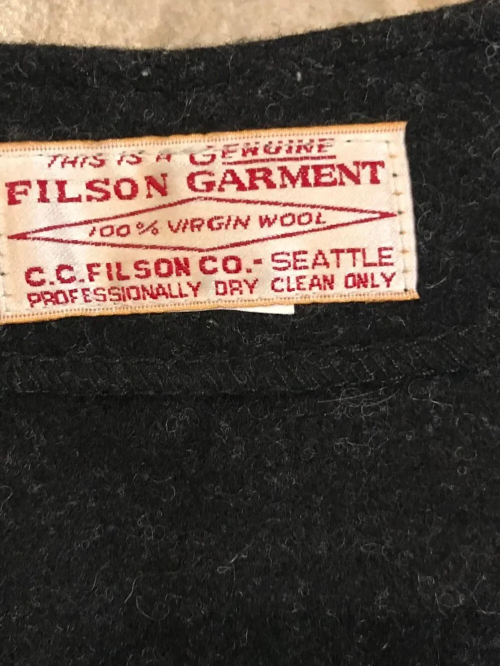 Men's Filson Mackinaw Virgin Wool Vest-Size 46 (XL) Charcoal
